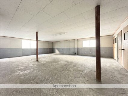 松坂マンション[1LDK/47.38m2]の駐車場3