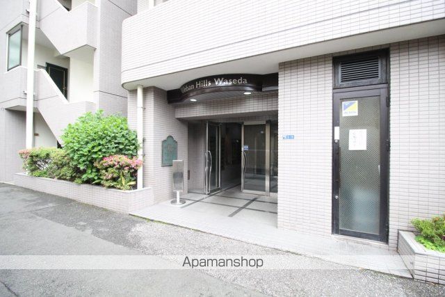 アーバンヒルズ早稲田の玄関写真