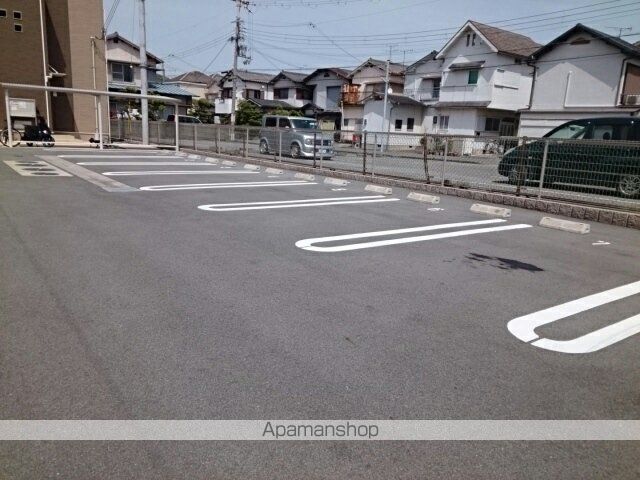 【和歌山市梶取のアパートの写真】