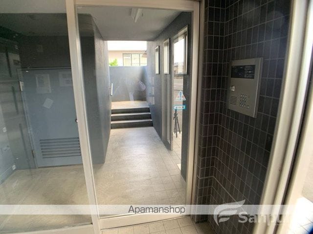 ユーミー栗林の玄関写真