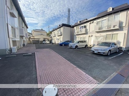 サンライフ上之町[2DK/44.29m2]の駐車場