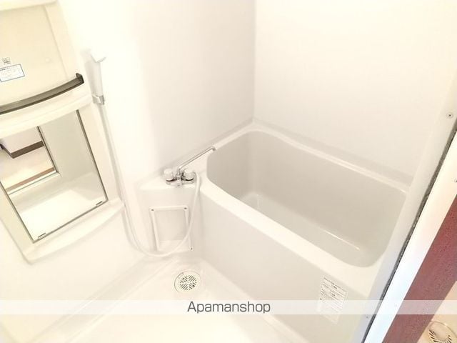 ラトゥール江坂の内装写真