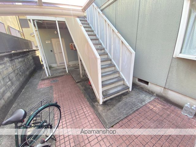 ラムズ昭和町の玄関写真