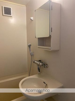 ＣＡＬＶＥＲＴ西宝町[1R/18.69m2]の洗面所