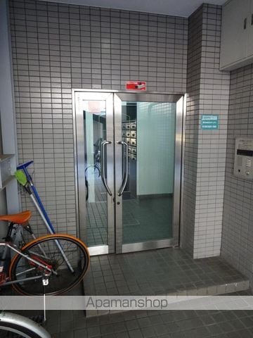 シルクロード勝山IIの玄関写真