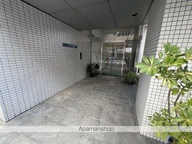 メゾン大須賀の玄関写真