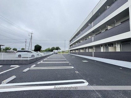 ブロッサム[1LDK/40.8m2]の駐車場2