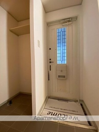 シャインポート屋島ＡＤ棟[2DK/50m2]の玄関