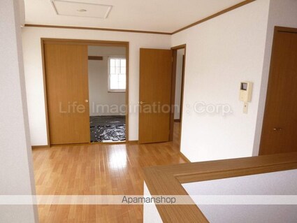 滋賀県彦根市八坂町[2LDK/58.12m2]のリビング・居間2