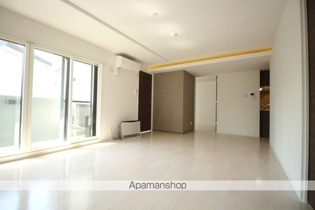 SーRESIDENCE宮の森の内装写真