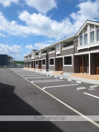 ロータス南島田Ｄ[2LDK/66.02m2]の駐車場3