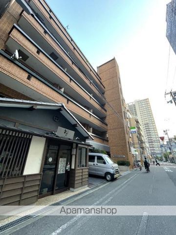 グロリア与力の外観写真