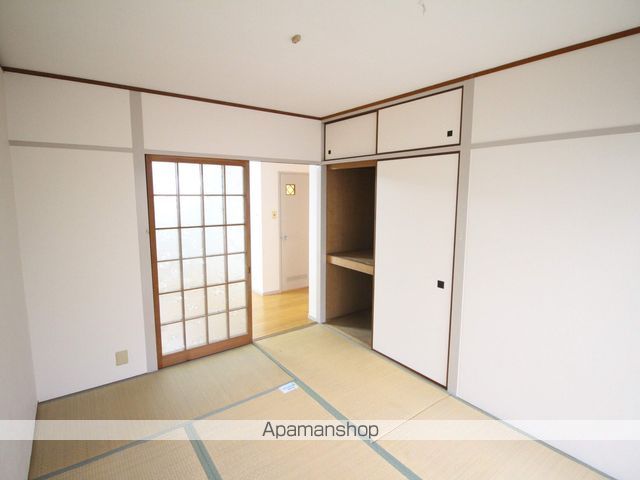 高塚コーポラスの内装写真