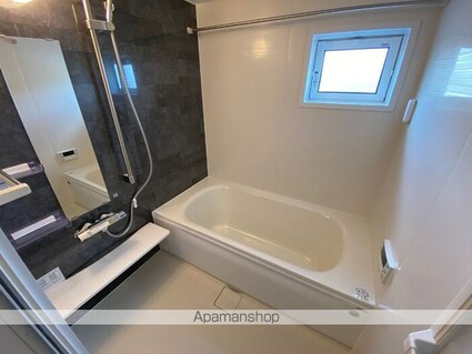 セレスティア鳴神[1LDK/45.38m2]のバス