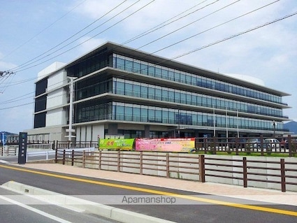 アロアロ　アミウ[1LDK/50.01m2]の周辺2