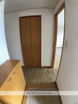 メルベーユ吉兆　Ａ棟[2LDK/58.54m2]の玄関