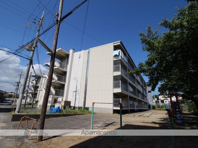 ビレッジハウス私部5号棟の外観写真