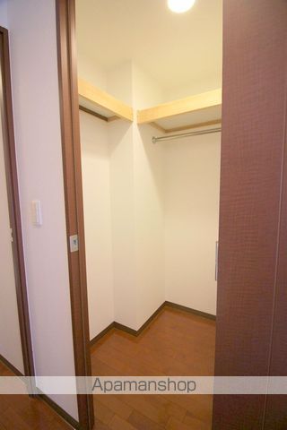 クラウンハイム本町EASTの内装写真