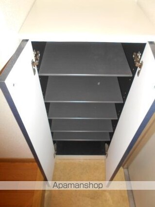 東京都中野区野方１丁目[1K/20.23m2]の玄関