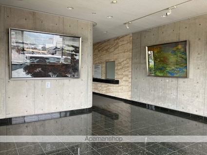 タロックス新居浜[2LDK/64.26m2]の共用部1