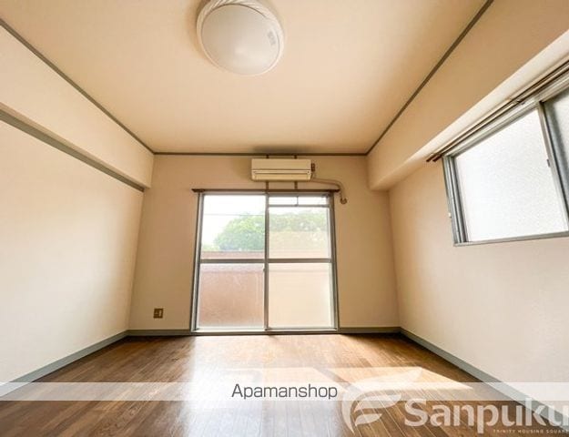 大栄和泉マンションの内装写真