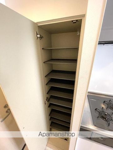 Kohimari志賀本通の内装写真