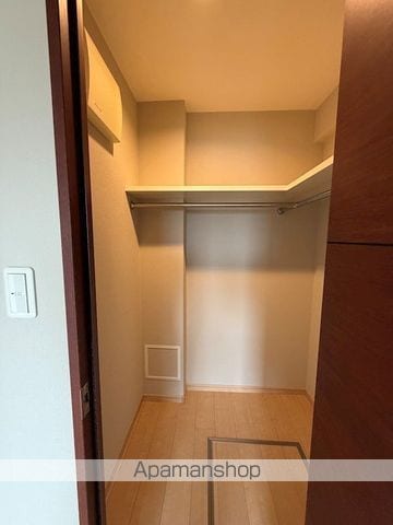 ライオンズマンション桜坂シティの内装写真