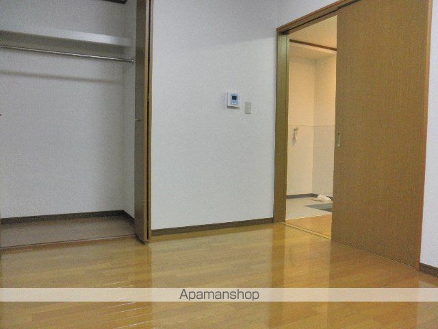 プラグイン関屋大川前の内装写真