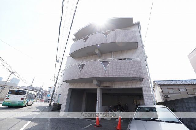 ラベンダー真上の外観写真