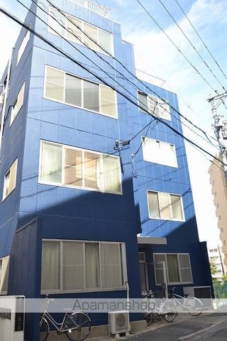 ブルックス駅前の外観写真