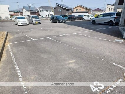 Ｆｉｎｅ　Ｏａｓｉｓ　Ａｍｙｙ[1LDK/48.6m2]の駐車場4