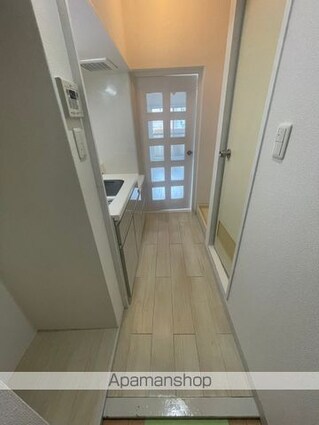 プレアール新大江[1K/22.28m2]の玄関