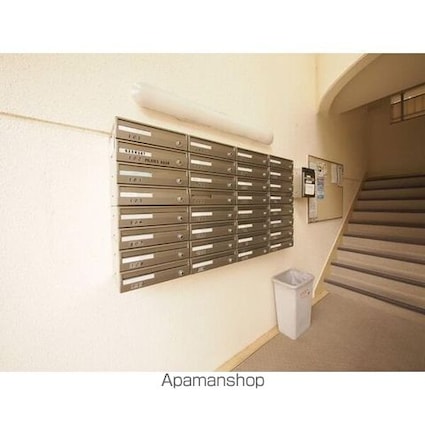 東山レジデンス[1K/22.87m2]のエントランス1