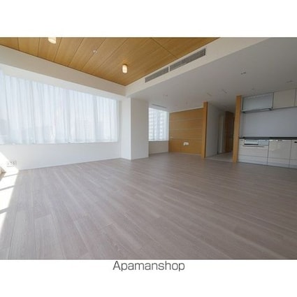 ウエリスアーバン品川タワー[1LDK/83.82m2]のリビング・居間