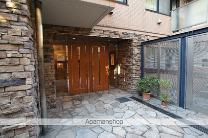 ルート四谷三丁目[1LDK/41.12m2]のエントランス