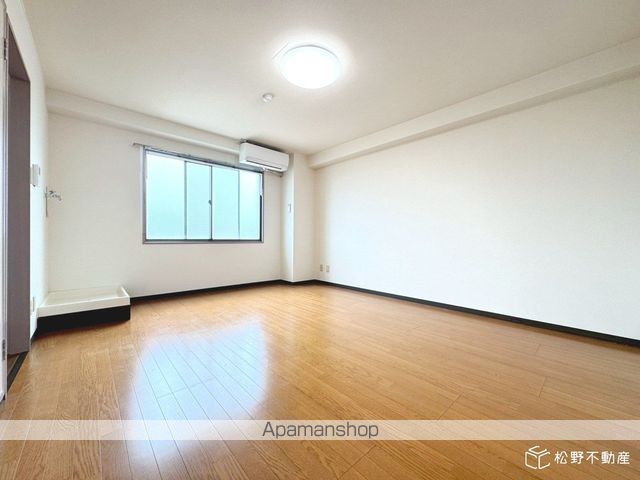 プリムローズの内装写真
