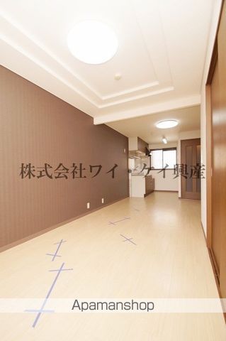 フラワーバスケットの内装写真