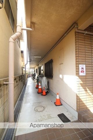 フラット新屋敷の外観写真