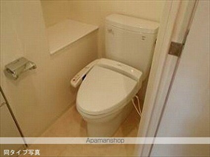 コンフォリア谷塚[1K/25.2m2]のトイレ