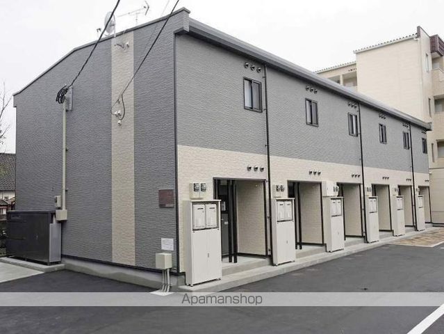 レオパレス匠の玄関写真