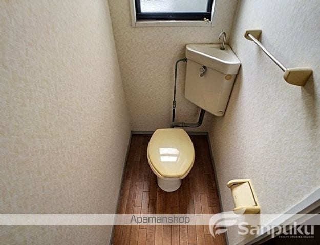 ファミール川原の内装写真