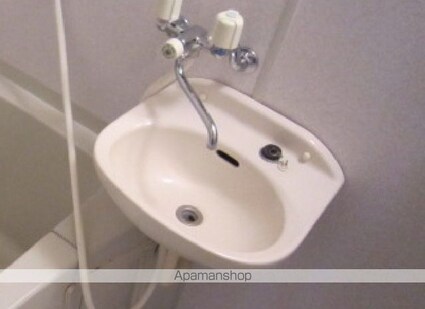 ディアスＢｅｅ[1K/25m2]の洗面所