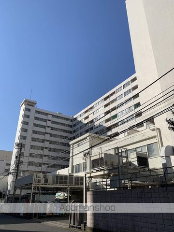 湘南台駅前分譲共同ビルの玄関写真