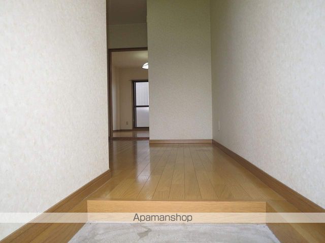 ナナヤマ岩出の内装写真
