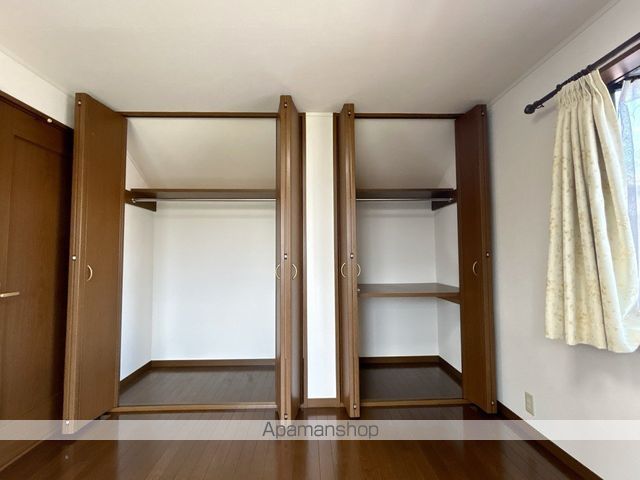鶴瀬西2丁目戸建の内装写真