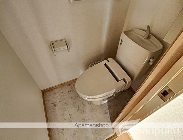 エルヴェ・クレールの内装写真