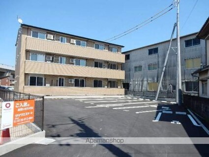 ゴールドウイング　Ｂ棟[2LDK/51.68m2]の駐車場2