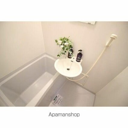 ドエル高円寺[1K/22.4m2]のバス