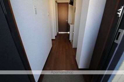 メゾンエクリエⅡ[1K/26.31m2]の玄関