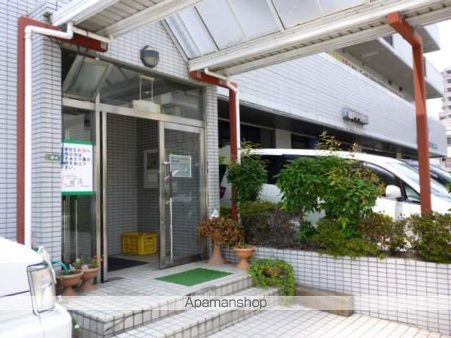 今本ビルの外観写真